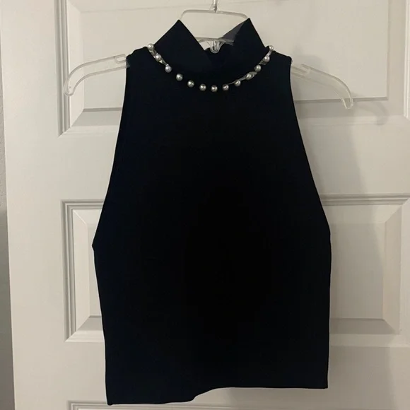Alice + Olivia Annalee Faux Pearl Embellished Sleeveless Top
SZ XL bodycon fit - Picture 1 of 13